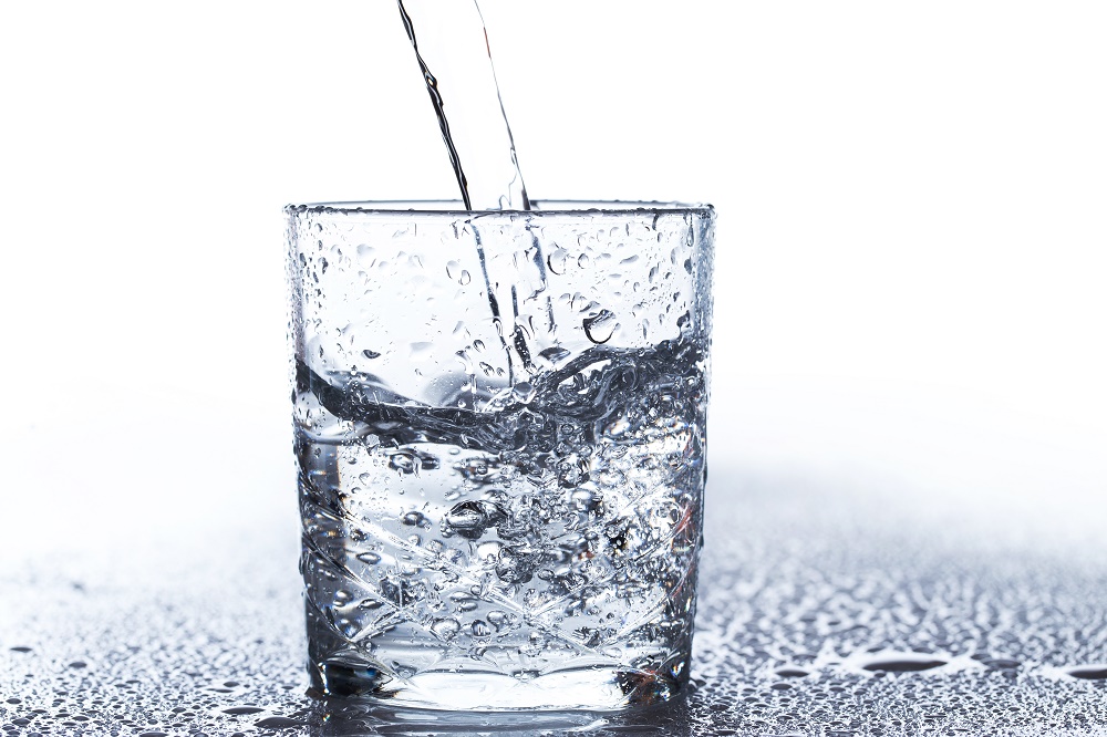 Minum Air Putih Bisa Meningkatkan Metabolisme?
Mitos Atau Fakta?
